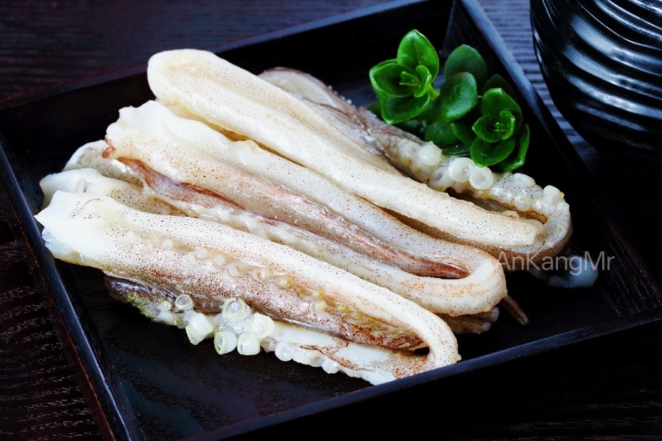 阿鱿二本足