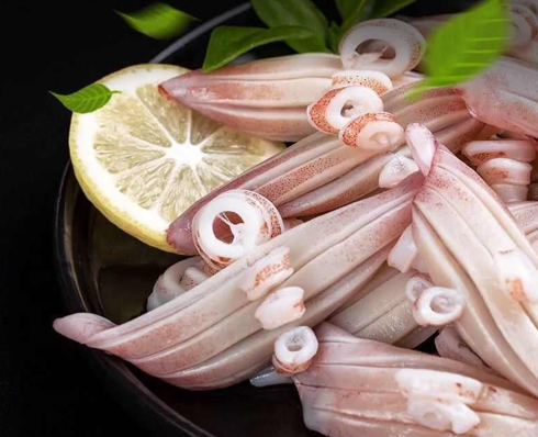 鱿鱼牛角花